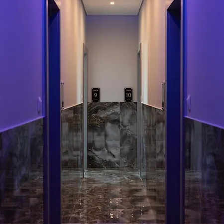 Delfini Girni Apartment