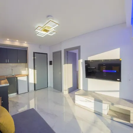 Delfini Girni Apartman *