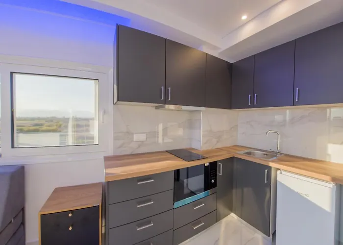 Apartman Delfini Girni