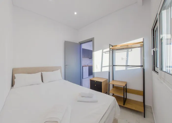 Delfini Girni Apartman